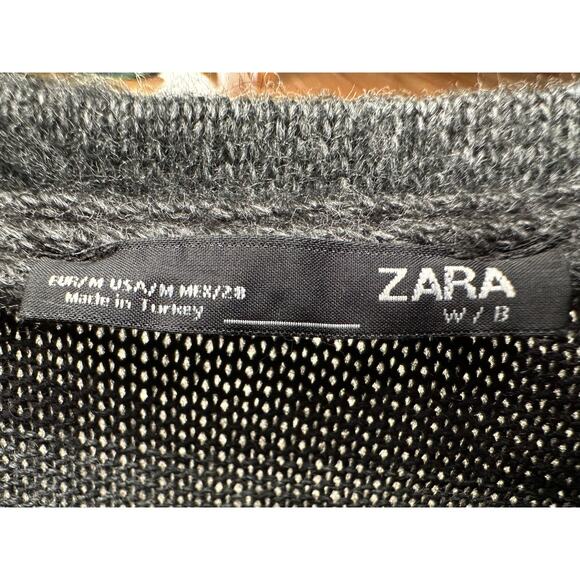 Zara: Black and Gray Striped Sweater with Floral Embroidery Patch - Picture 3 of 5